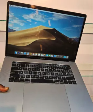 New Laptop Apple MacBook Pro 2017 16GB Intel Core I7 SSD 1T
