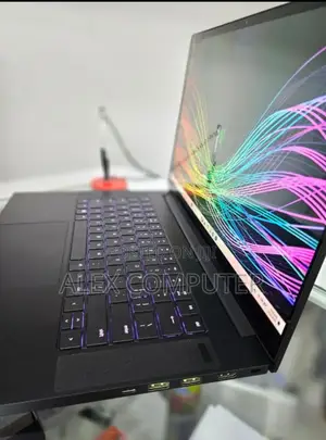 New Laptop Razer Blade 16GB Intel Core I7 SSD 512GB