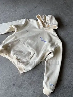 Summer Vibe Hoodies – Lightweight Stylish! 
