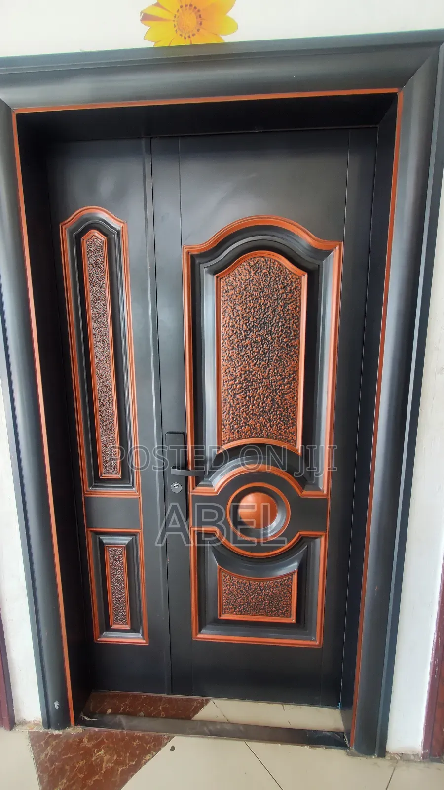 Victor Door – የቤትዎን ዋጋ የሚጨምር ዘመናዊ በር
