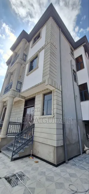 Furnished 8bdrm Farm House in Yeka for rent