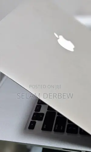 New Laptop Apple MacBook Air 2011 4GB Intel Core I5 SSD 128GB