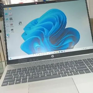 New Laptop HP Pavilion 15 16GB AMD Ryzen 7 SSD 512GB