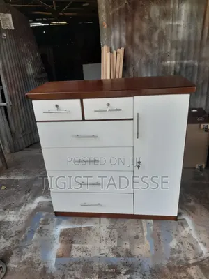 Cheast Drawer 120cm*120cm የሸሚዝ ኮሞ