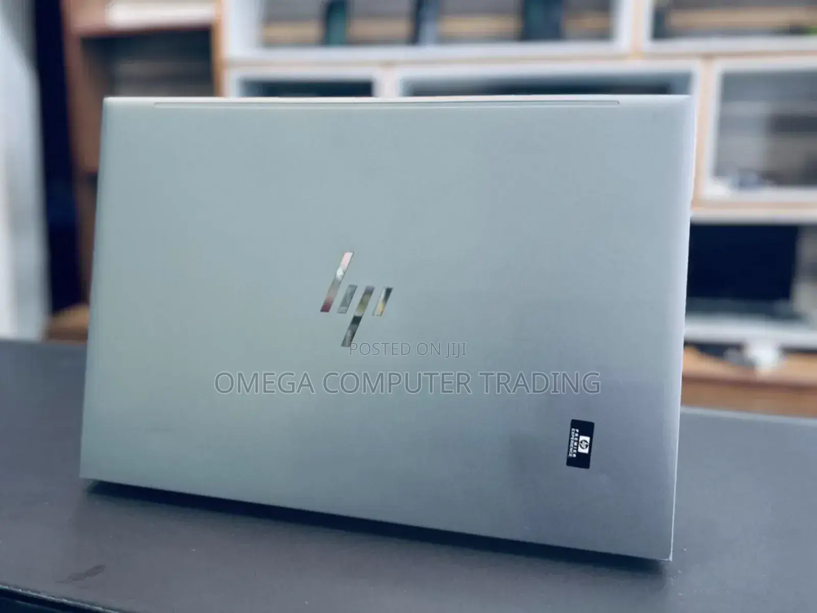 New Laptop HP ZBook Firefly 16 G10 16GB Intel Core i7 SSD 1T