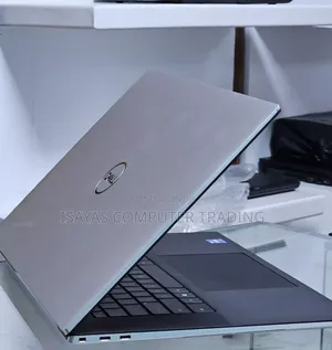 New Laptop Dell XPS 15 16GB Intel Core I7 SSD 1T