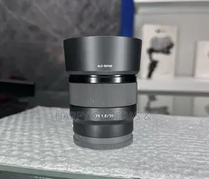 Sony 50mm 1:8 Fixed Lens