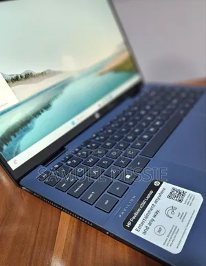 New Laptop HP Pavilion 13 X360 8GB Intel Core I3 SSD 256GB