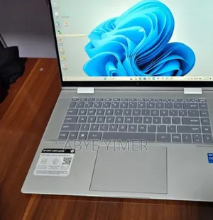 New Laptop HP Envy X360 8GB Intel Core I5 SSD 512GB