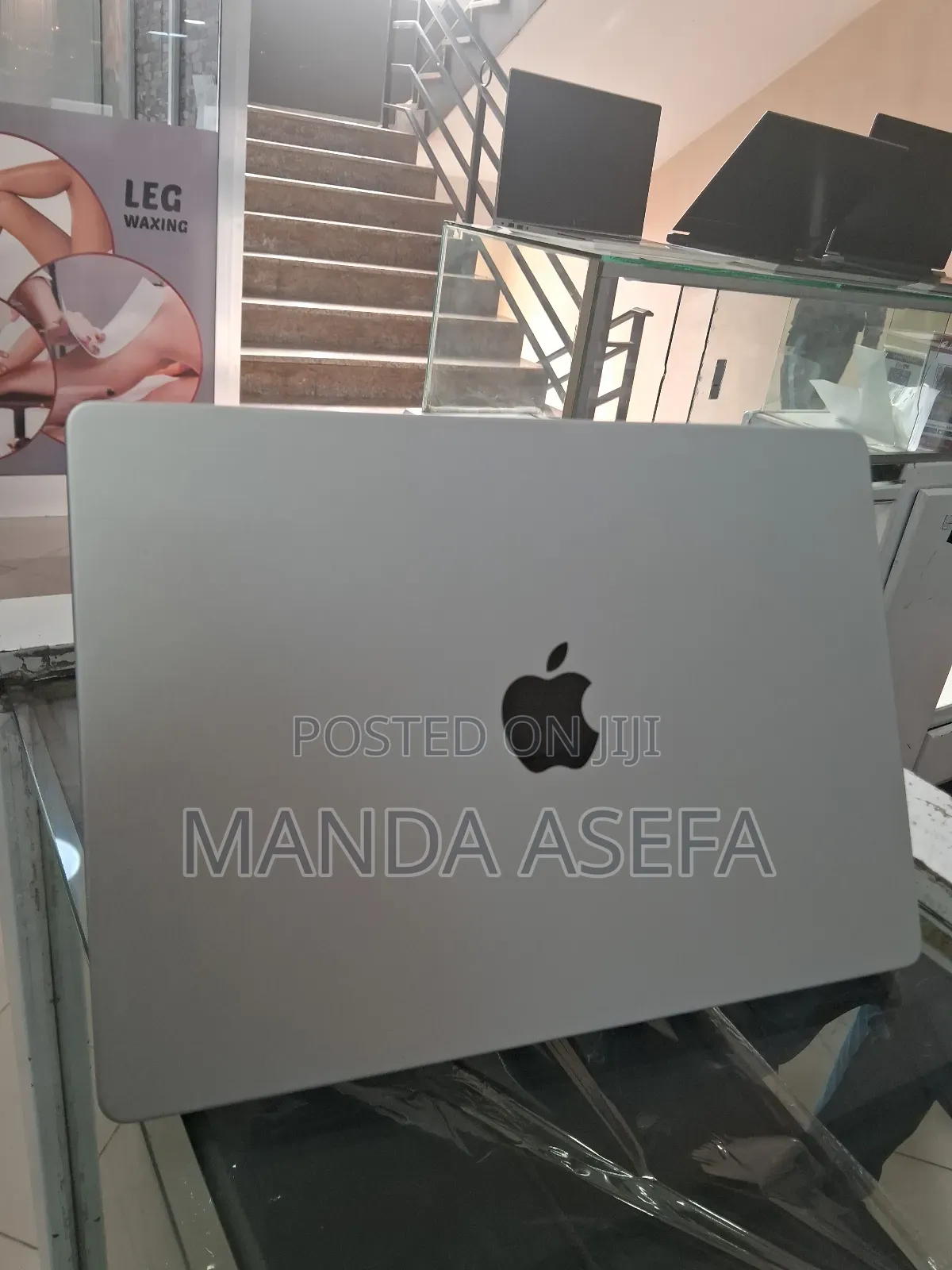 New Laptop Apple MacBook Pro 16GB Apple M1 SSD 512GB
