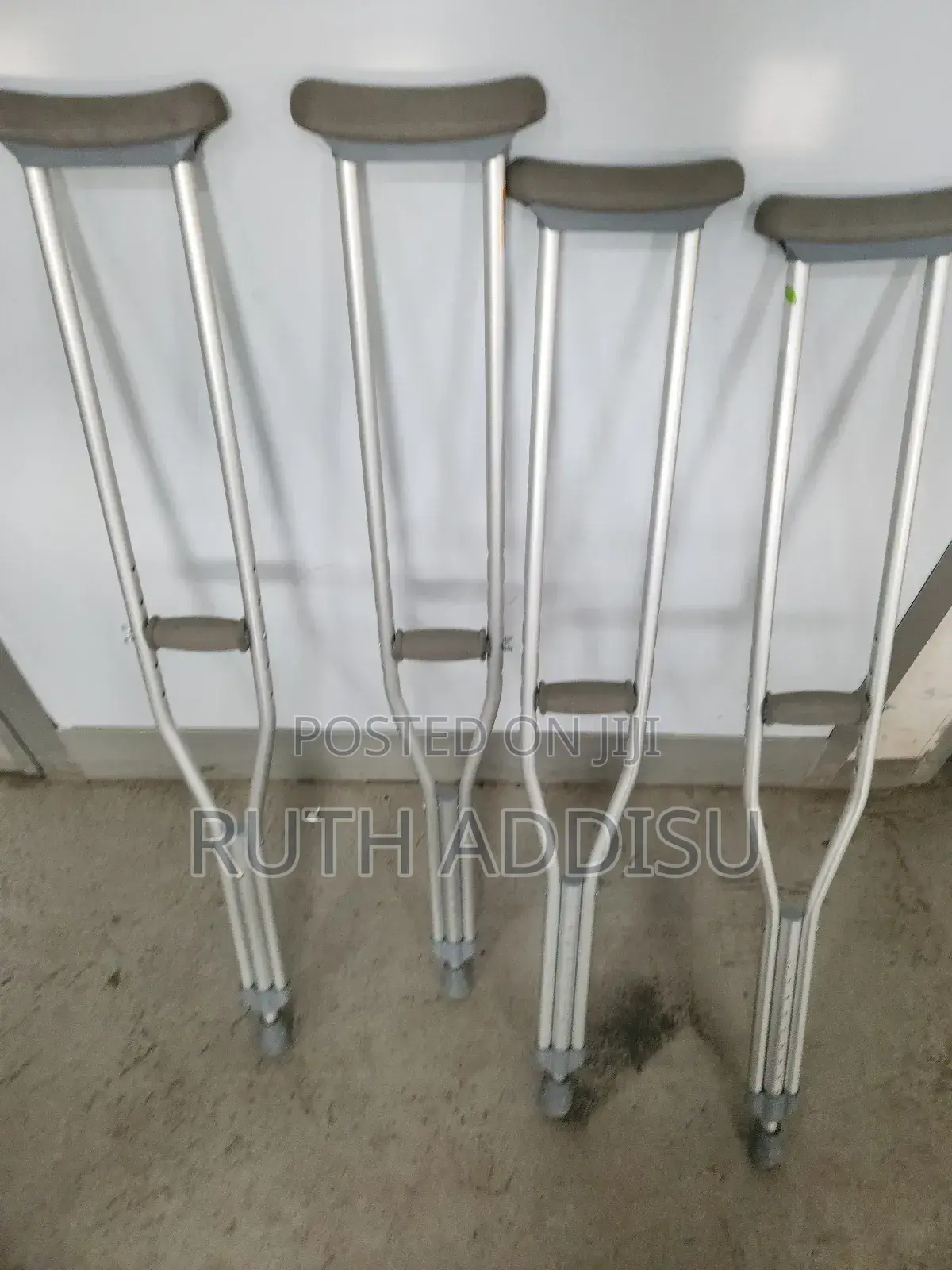 Crutches六甲crutches坐定axillary Bilateral Crutches𡟼広crutches