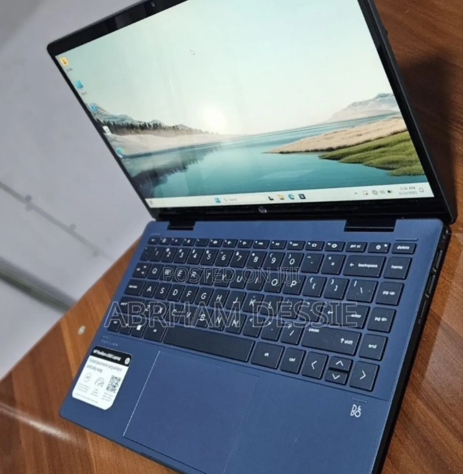 New Laptop HP Pavilion X360 8GB Intel Core I3 SSD 256GB