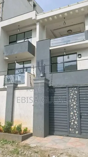 Furnished 5bdrm Farm House in Yeka for sale