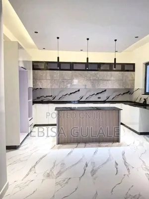 Furnished 9bdrm Farm House in Yeka for sale