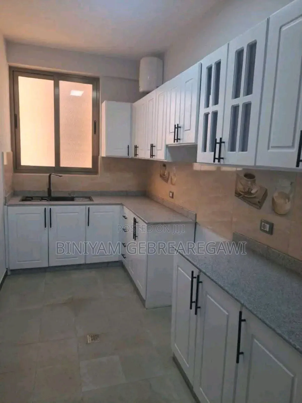 Furnished 2bdrm Apartment in Apartment, Yeka for rent