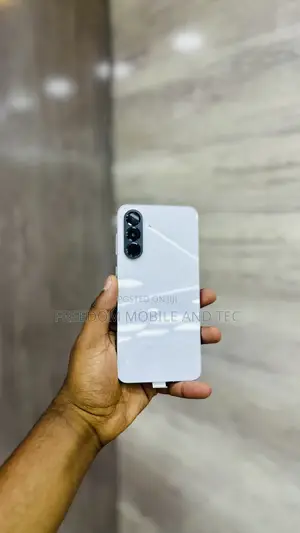 New Samsung Galaxy A56 256 GB White