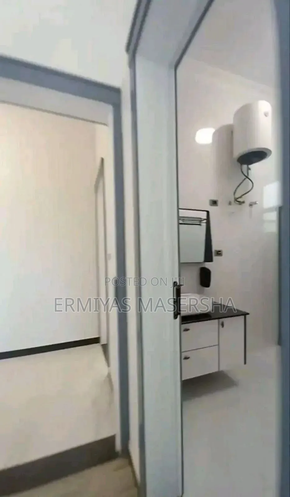 Furnished 5bdrm Villa in Bole for sale