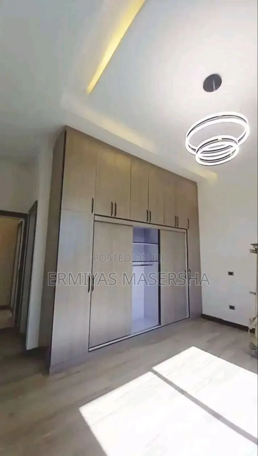 Furnished 5bdrm Villa in Bole for sale