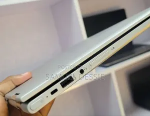 New Laptop HP Envy X360 8GB Intel Core I5 HDD 1T