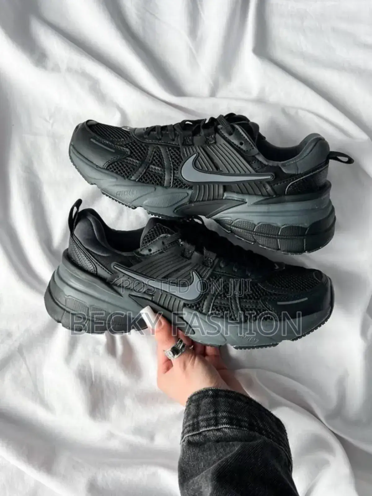 Nike V2k Runtekk Black Women's Shoes