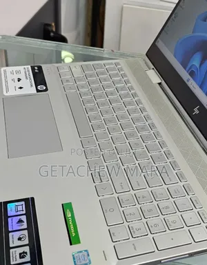 New Laptop HP Envy X360 8GB Intel Core I5 SSD 1T