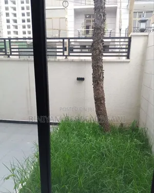 5bdrm House in G+1, Yeka for rent