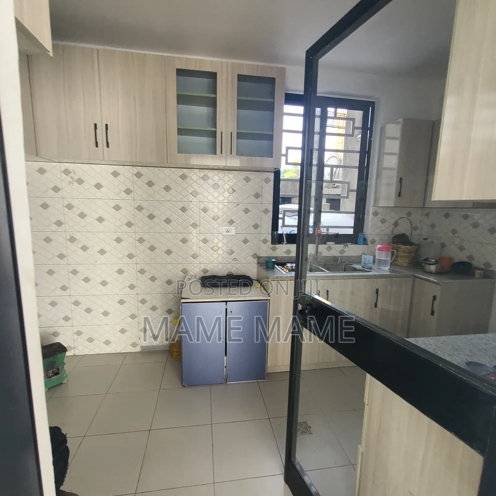 5bdrm House in Addis Abeba, Bole for rent