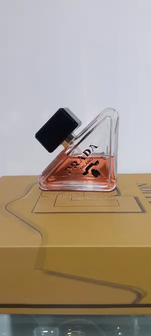 Perfum for Women Prada