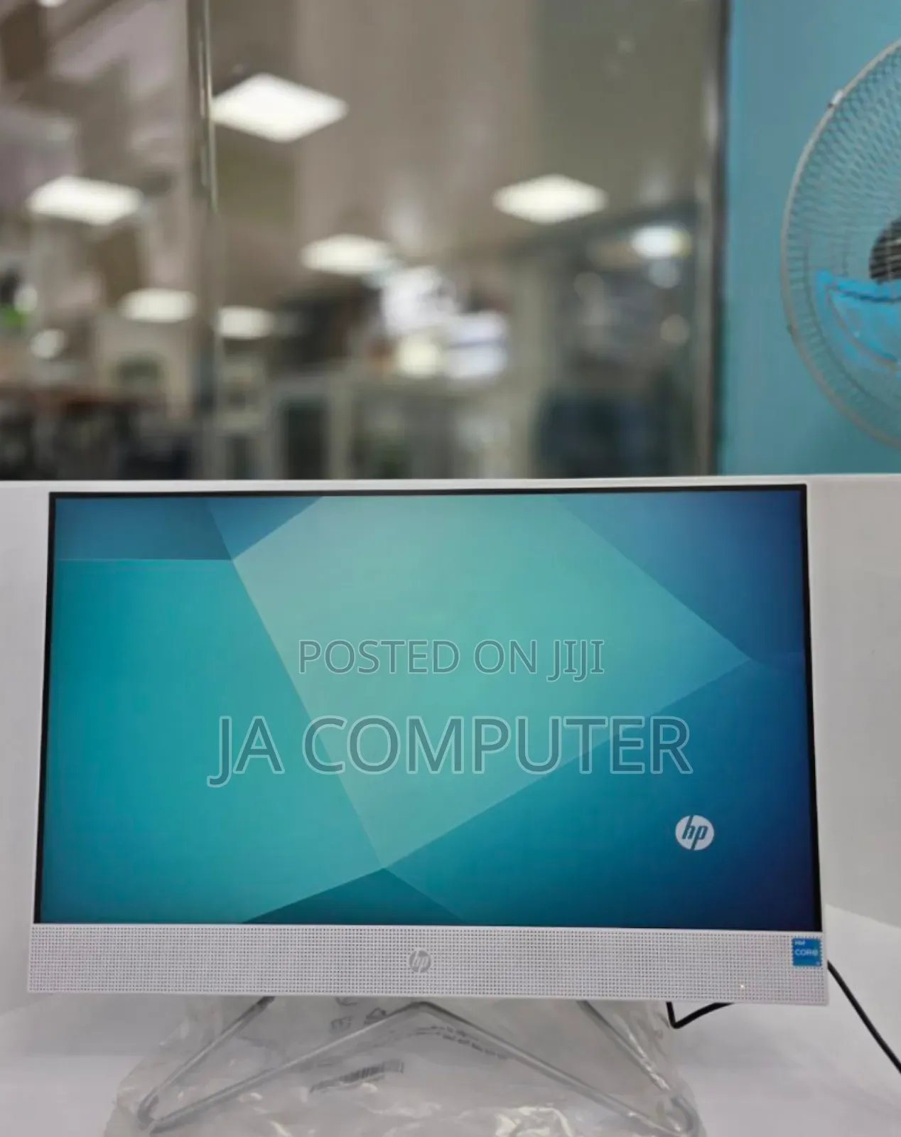 New Desktop Computer HP 200 G4 All-in-One 8GB Intel Core I3 HDD 1T