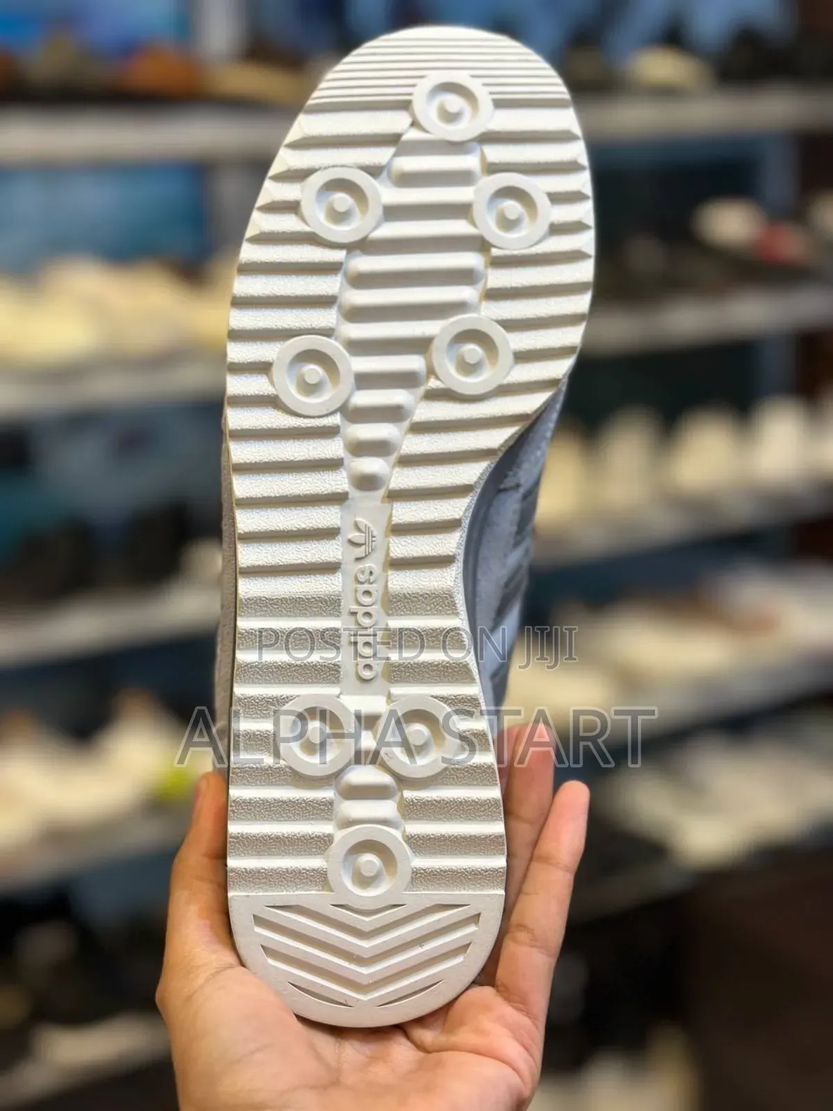  Adidas S19
 High Master Quality Shoes Made in Vietnam