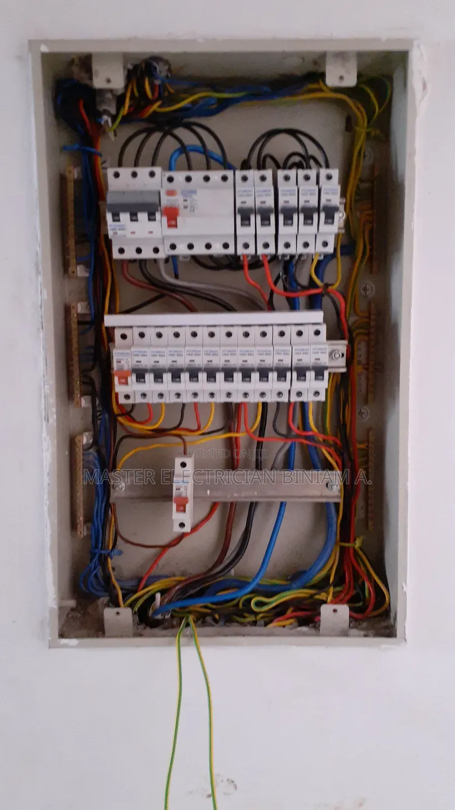 ኤሌክትሪክ ሰራተኛ Electrical Installation