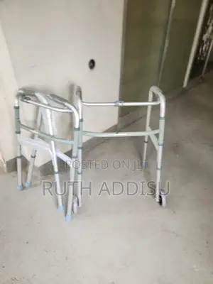 Walker瓶蓋medical Walker說話walker豐田walker嵕我walker黨員walker兇案new