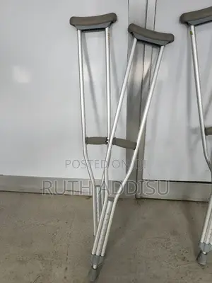 Crutches當然crutches眾生crutches沒事crutches㠭你crutches倫比crutches