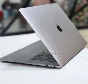 New Laptop Apple MacBook Pro 2016 16GB Intel Core I7 SSD 256GB
