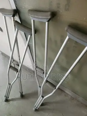 Crutches前天crutches記憶axillary Crutches翗你crutches台面crutches