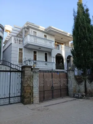 Furnished 8bdrm House in Cmc Compound, Bole for sale
