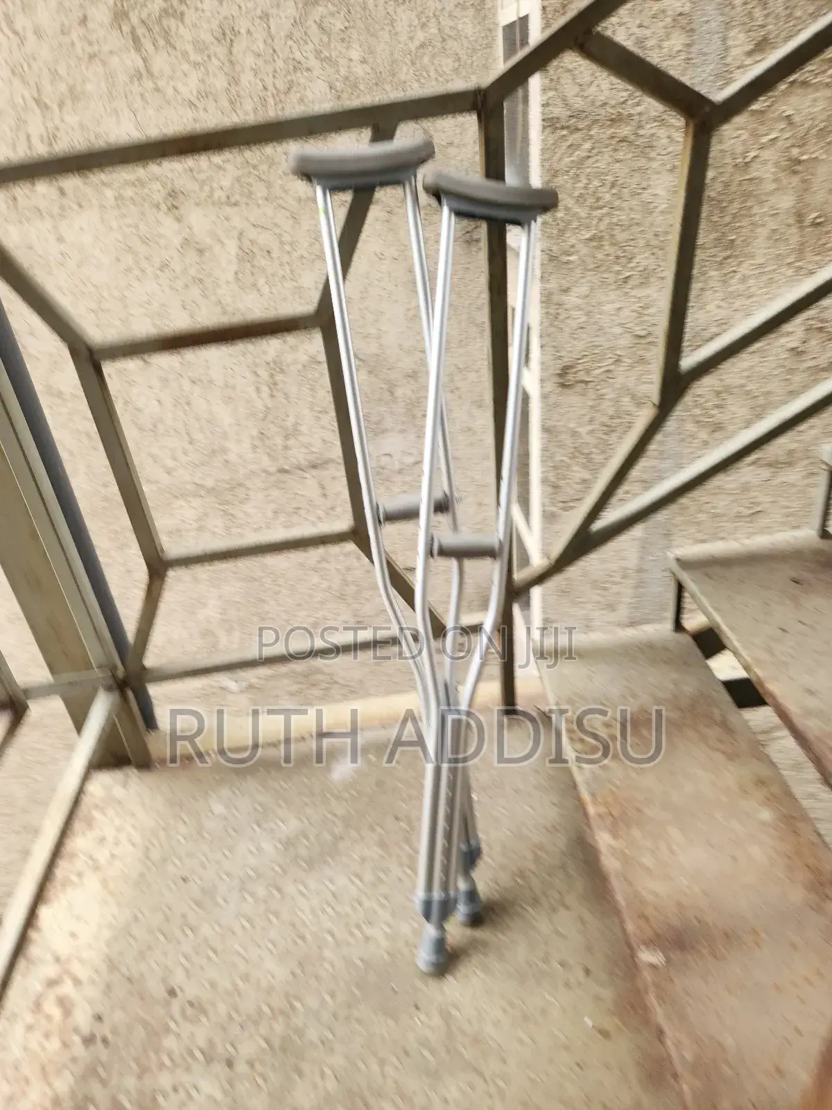 Crutches當地crutches祟我crutches上海crutches或者crutches內心crutches