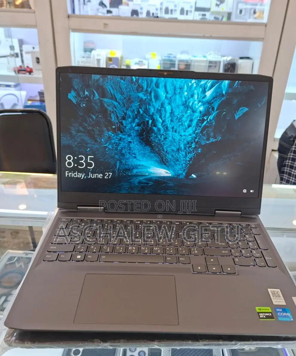 New Laptop Lenovo LOQ 15ARP9 16GB Intel Core I5 SSD 512GB