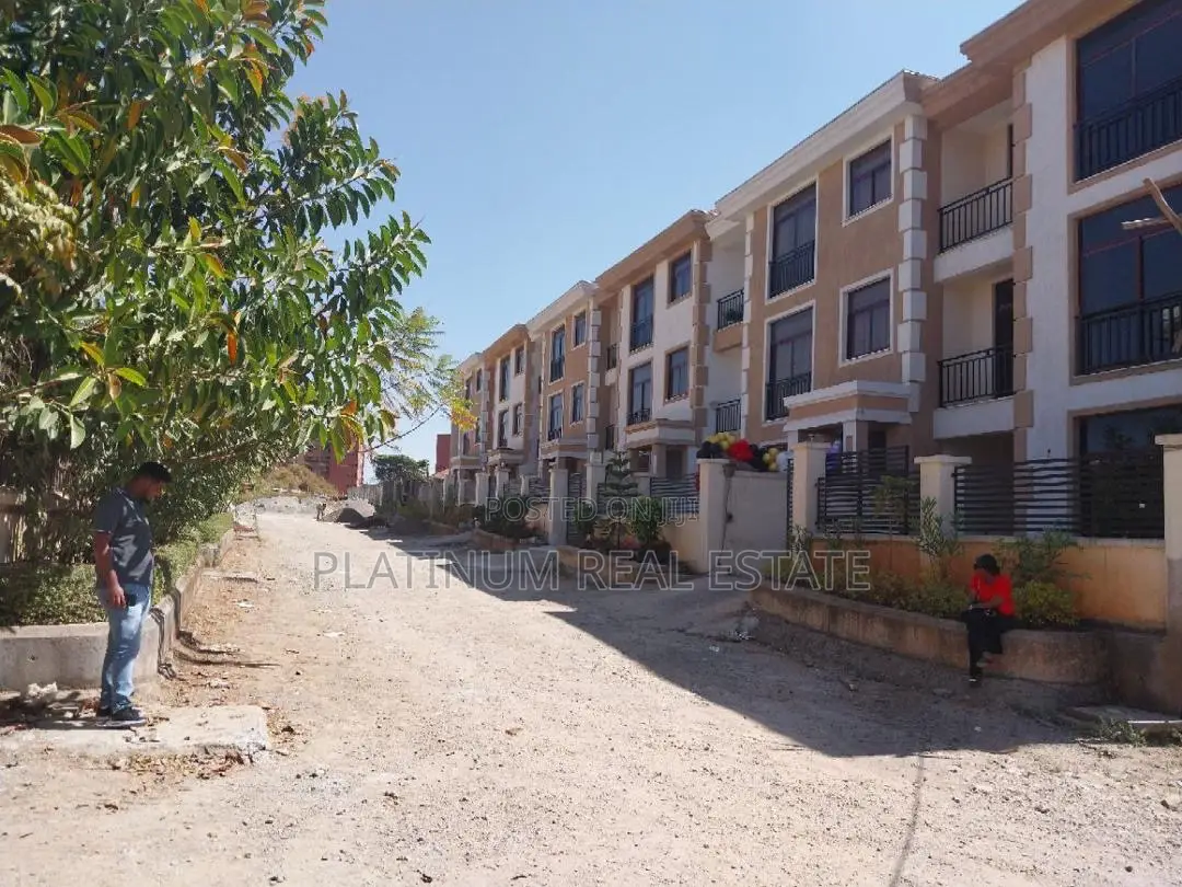 Compound Apartment For Sale Bulbula