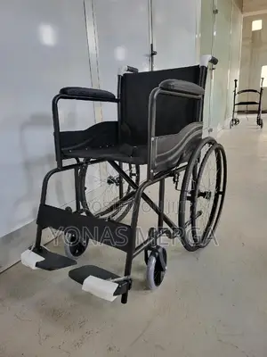 Folding Wheelchair见يold People Wheelchair轮٣wheelchair