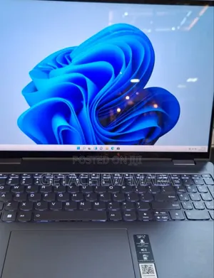 New Laptop Lenovo ThinkPad Yoga 16GB Intel Core I7 SSD 1T