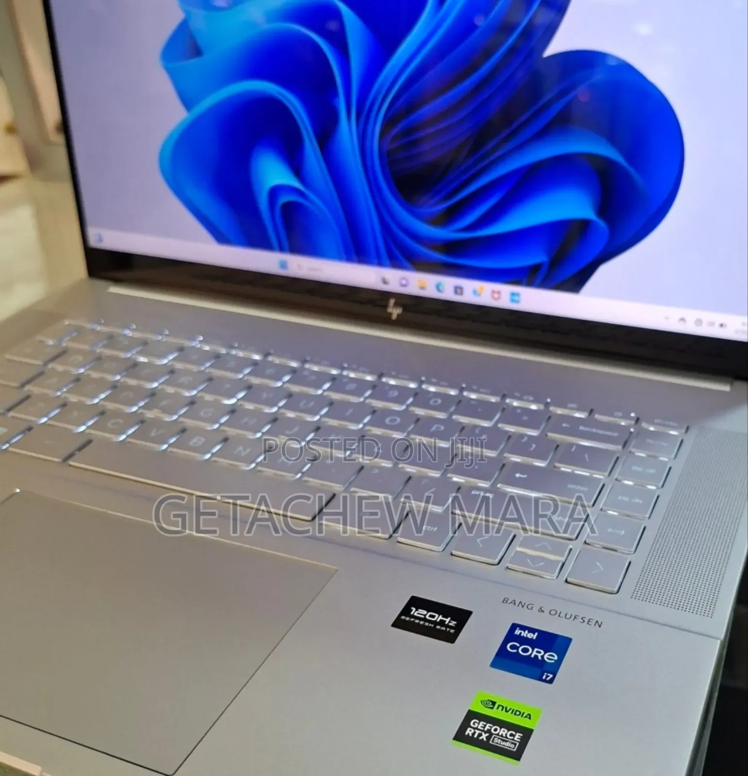 New Laptop HP Envy X360 15z 16GB Intel Core I7 SSD 1T