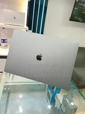 New Laptop Apple MacBook Pro 2019 32GB Intel Core I9 SSD 1T