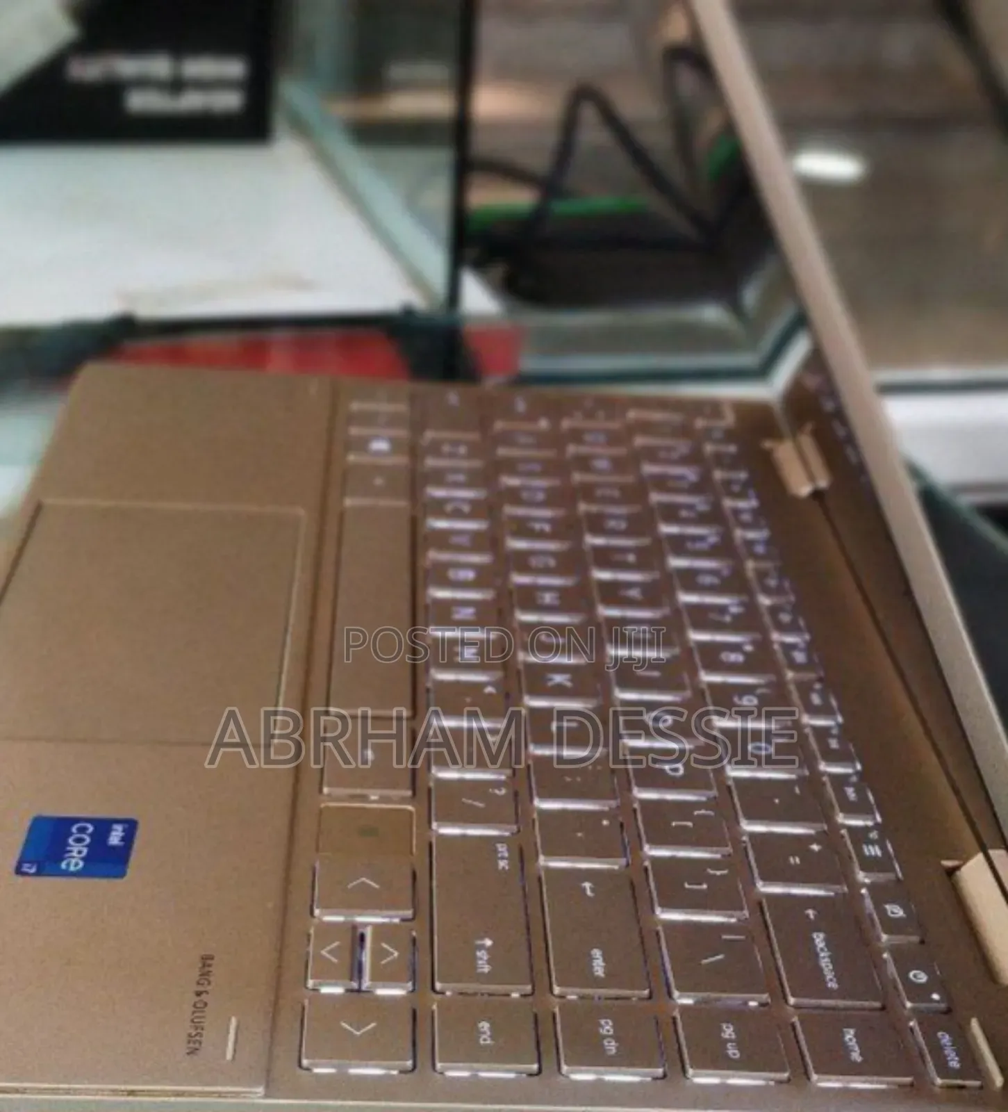 New Laptop HP Envy X360 8GB Intel Core I7 SSD 512GB