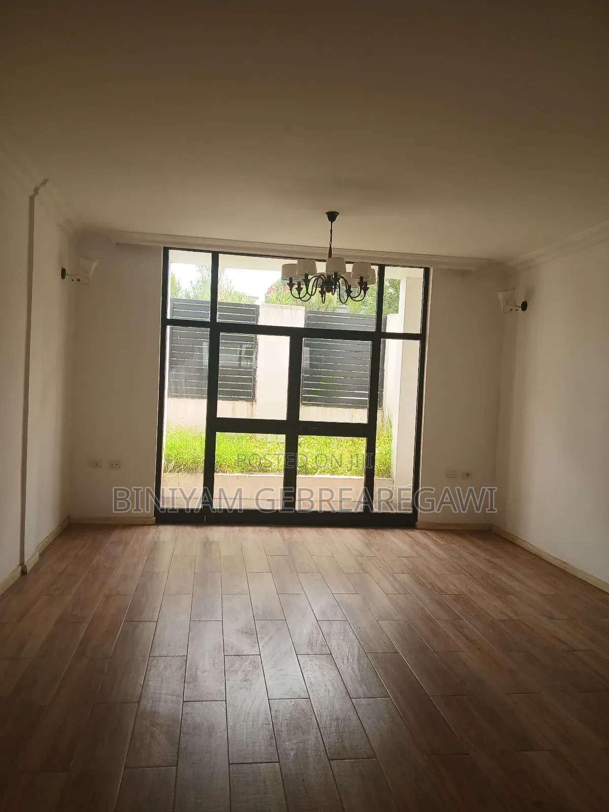 6bdrm House in G+2, Yeka for rent
