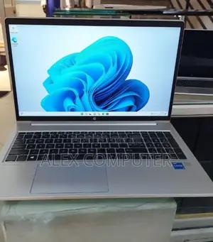 New Laptop HP ProBook 450 G8 16GB Intel Core I5 SSD 512GB