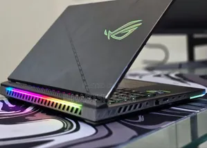 New Laptop Asus ROG Strix G15 32GB Intel Core i9 SSD 1T