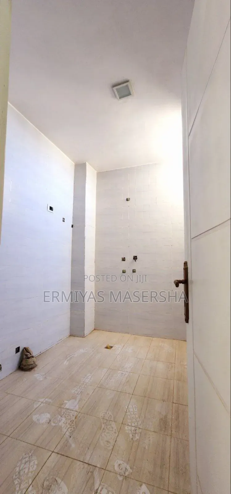 Furnished 2bdrm Condo in Yeka for sale