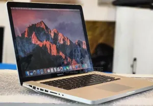Laptop Apple MacBook Pro 2010 4GB Intel Core I7 SSD 512GB