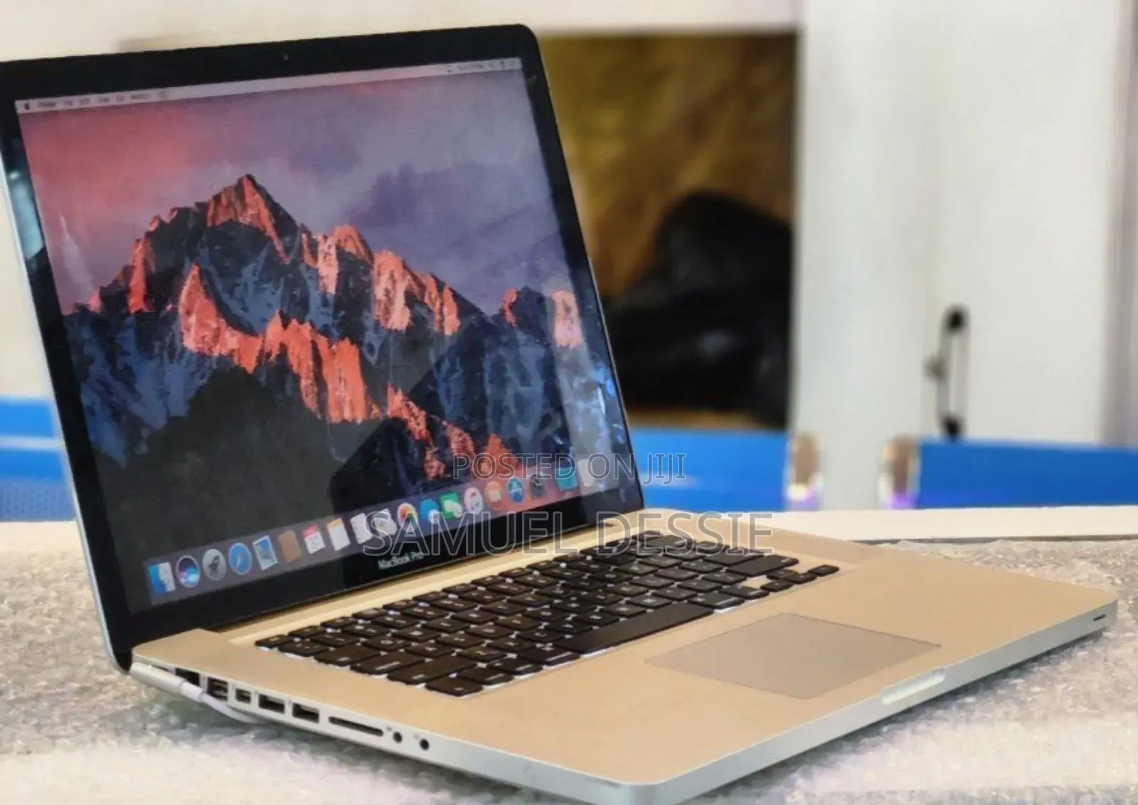 Laptop Apple MacBook Pro 2010 4GB Intel Core I7 SSD 512GB